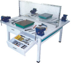 HY-901B型 鉗工實訓(xùn)成套設(shè)備（鉗工實訓(xùn)桌、雙面四工位）